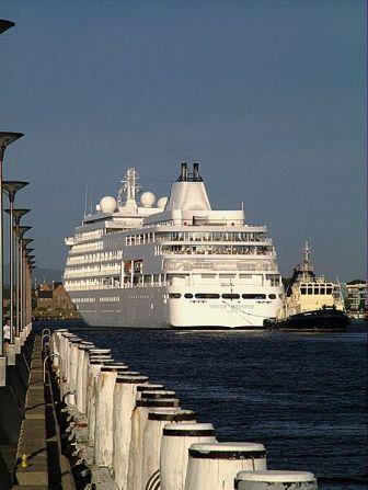 Silver Whisper photo courtesy of Sliversea